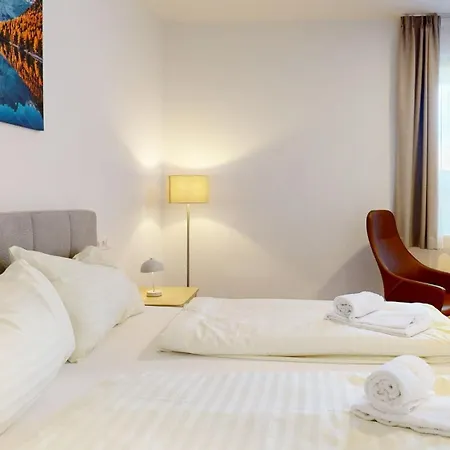Am Achenweg Hotel *
